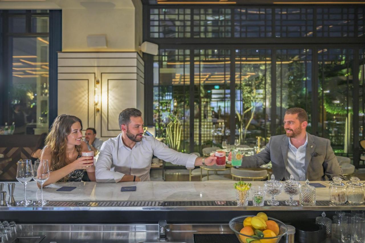 Grand Hyatt Amman Hotel Exterior photo The bar at the hotel