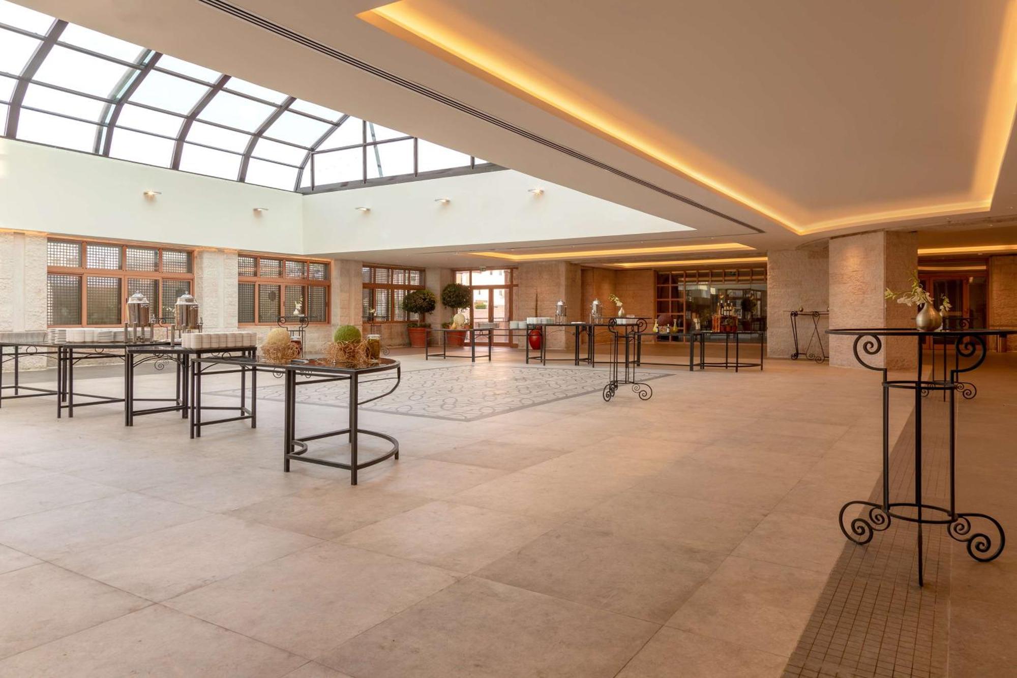Grand Hyatt Amman Hotel Exterior photo The lobby