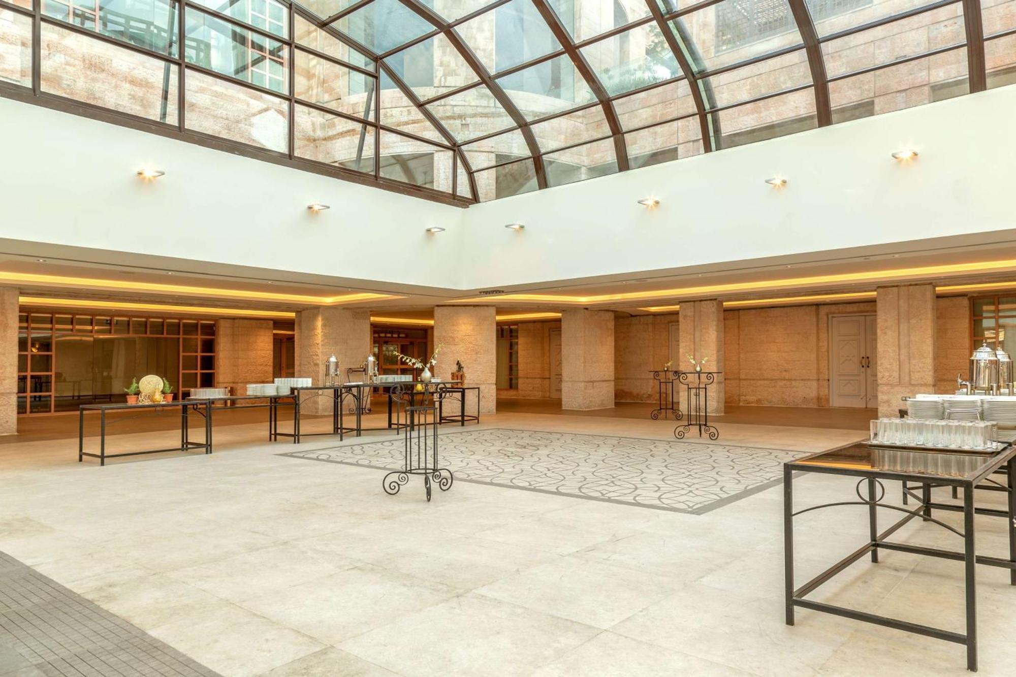 Grand Hyatt Amman Hotel Exterior photo The lobby
