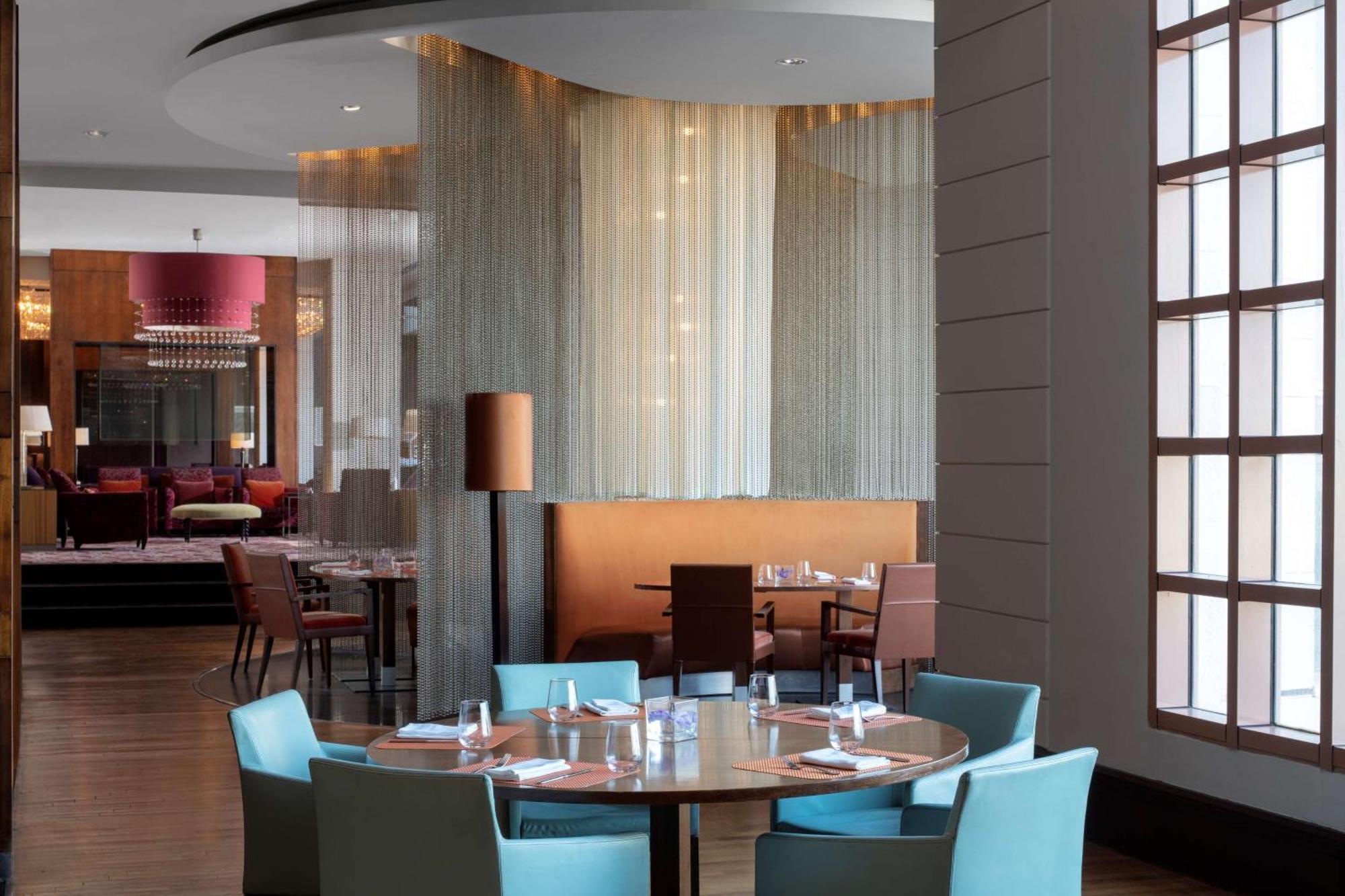 Grand Hyatt Amman Hotel Exterior photo The restaurant